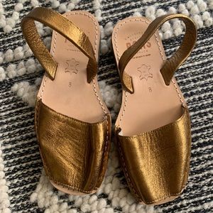 Pons Avarcas Classic Style Metallic Copper